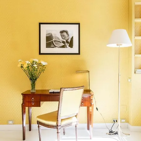 Апартаменты La Casa Di Hubert De Givenchy - Dimora Italia *